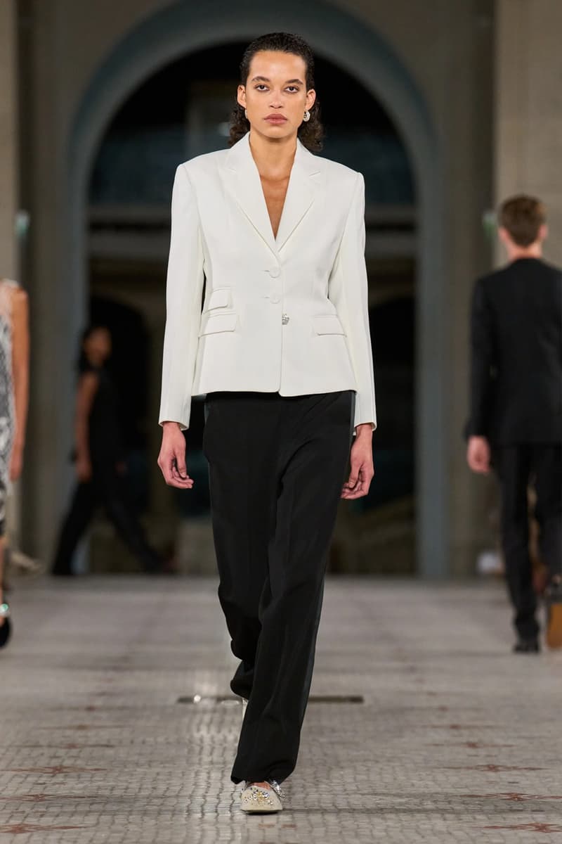 Wales Bonner 2025 春夏系列大秀登場