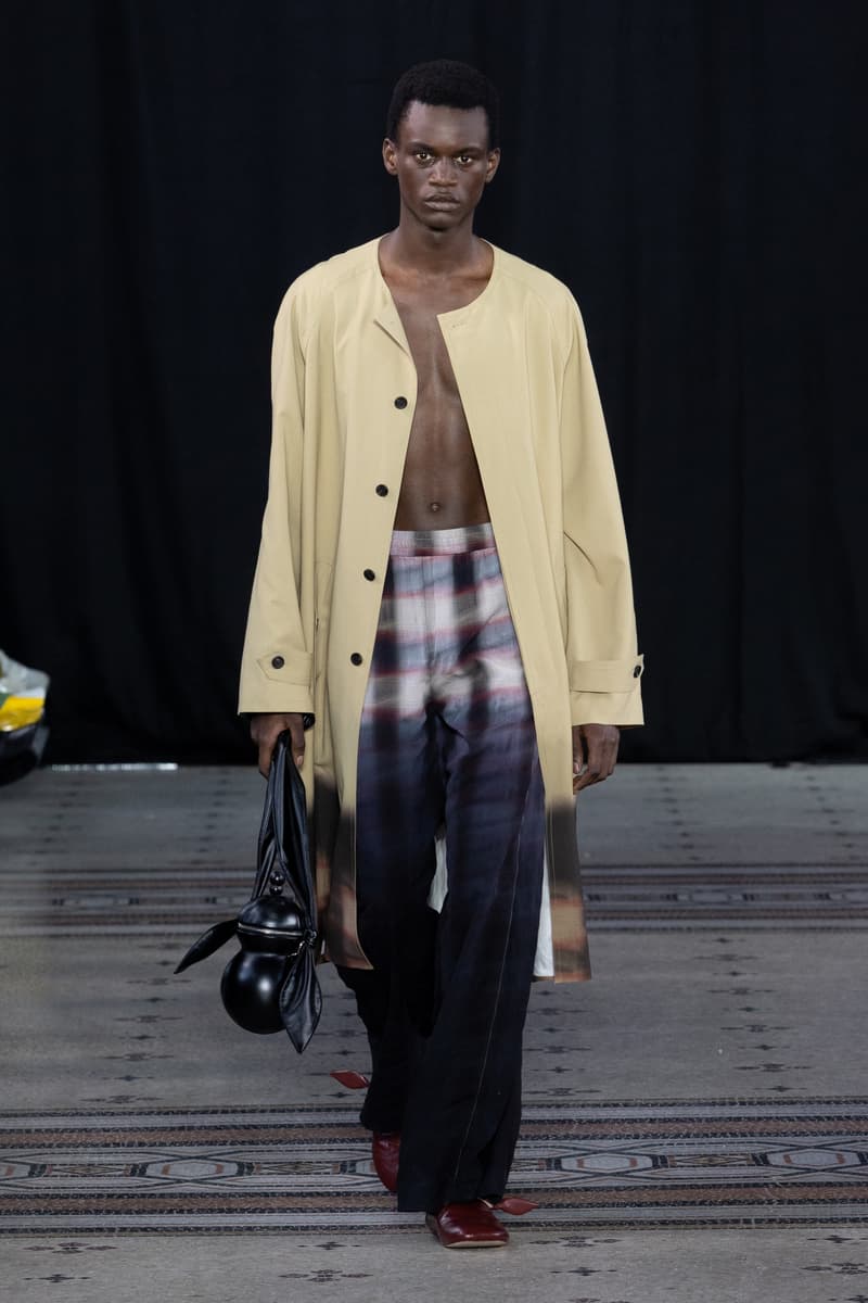 8ON8 发布 2025 春夏系列「Sandboarding Express」