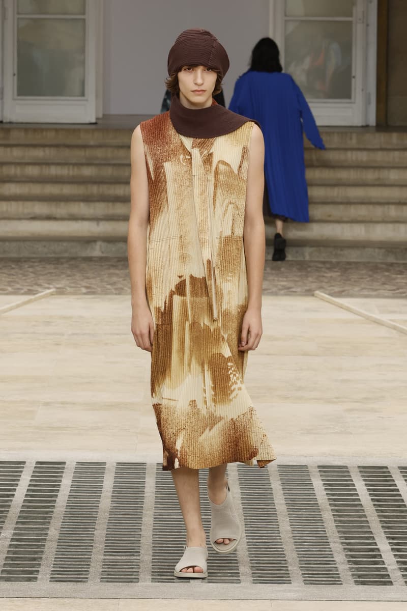 HOMME PLISSÉ ISSEY MIYAKE 發佈 2025 春夏系列大秀