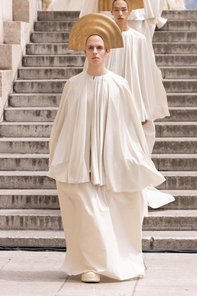Rick Owens 2025 春夏系列大秀「Hollywood」登場