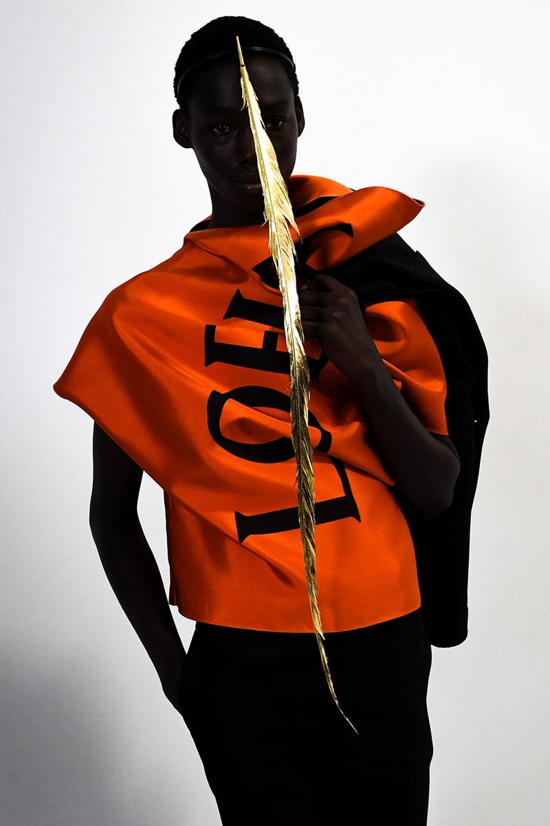 藝術的愛欲！Jonathan Anderson 執掌 LOEWE 2025 春夏男裝系列時裝大秀登場