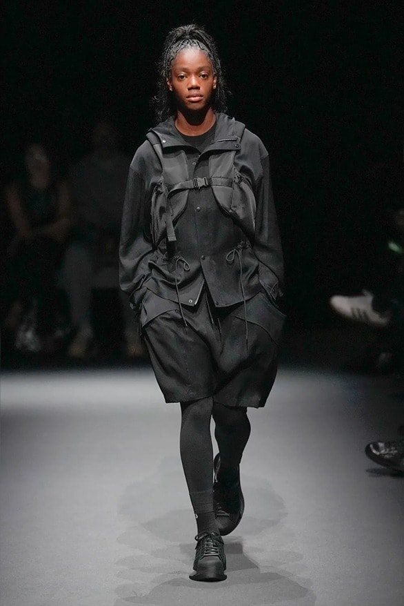 Y-3 2025 春夏系列大秀登場