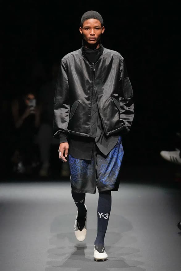 Y-3 2025 春夏系列大秀登場