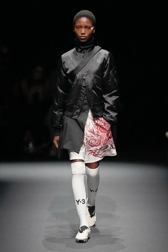 Y-3 2025 春夏系列大秀登場