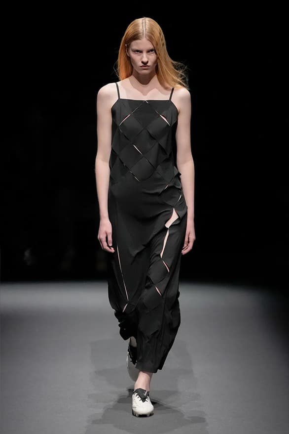 Y-3 2025 春夏系列大秀登場