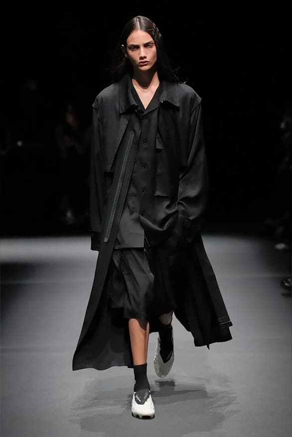 Y-3 2025 春夏系列大秀登場