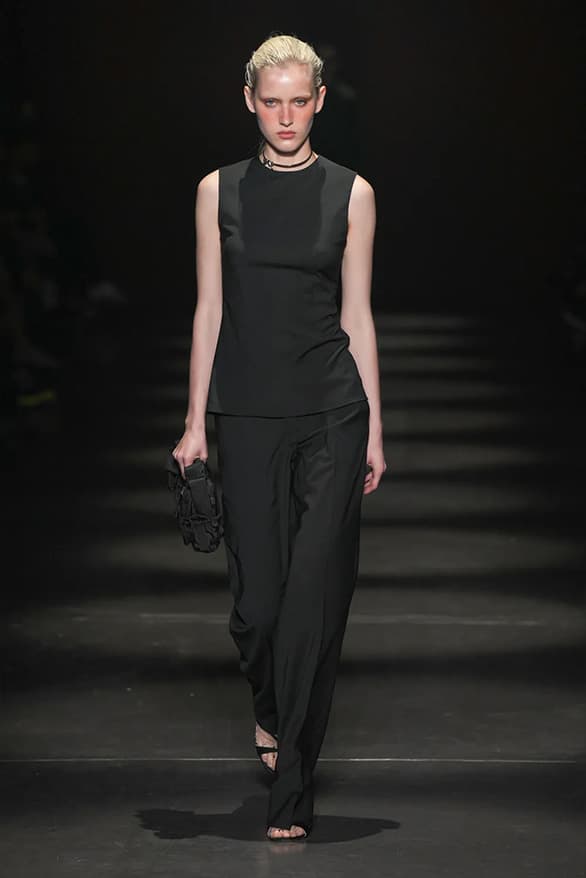 032c 發佈 2025 春夏系列大秀