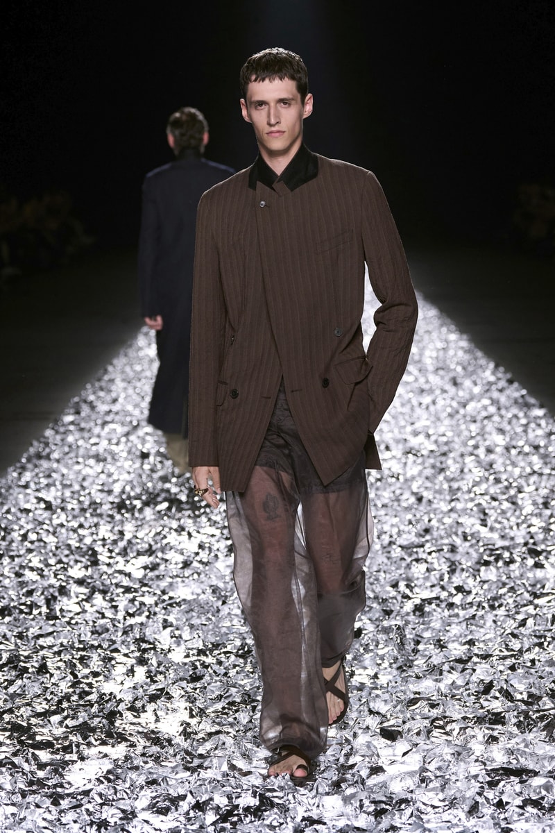 Dries Van Noten 发布 2025 春夏男装系列