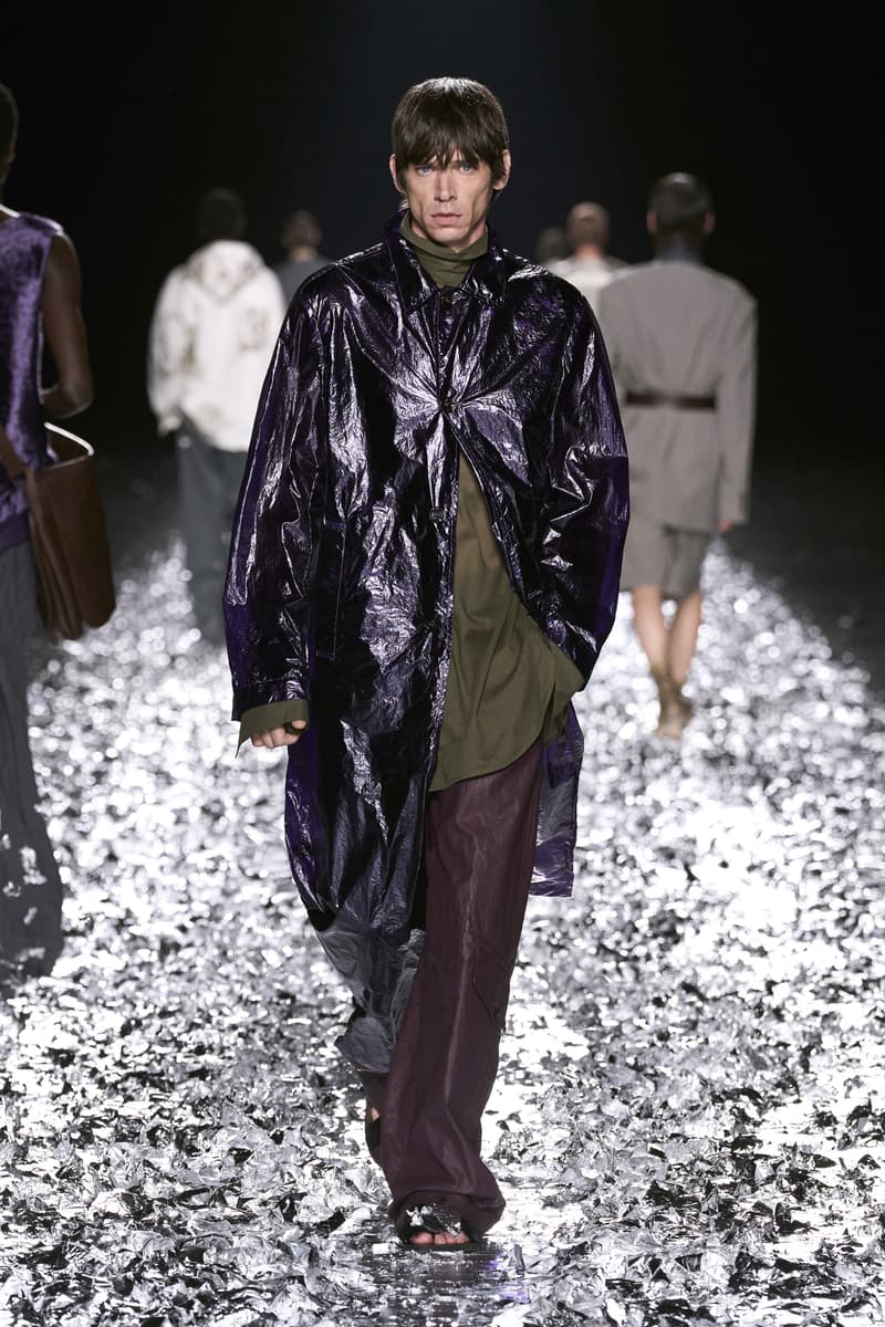 Dries Van Noten 发布 2025 春夏男装系列