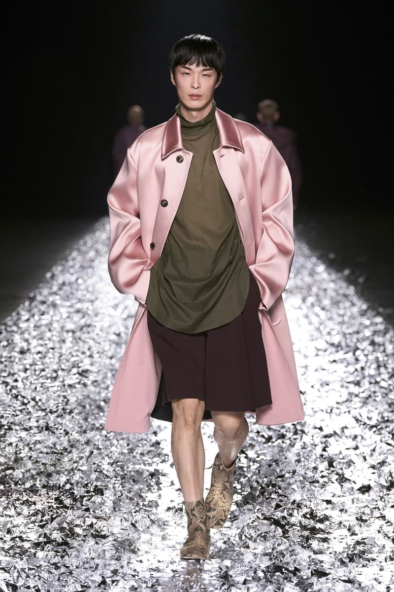 Dries Van Noten 发布 2025 春夏男装系列