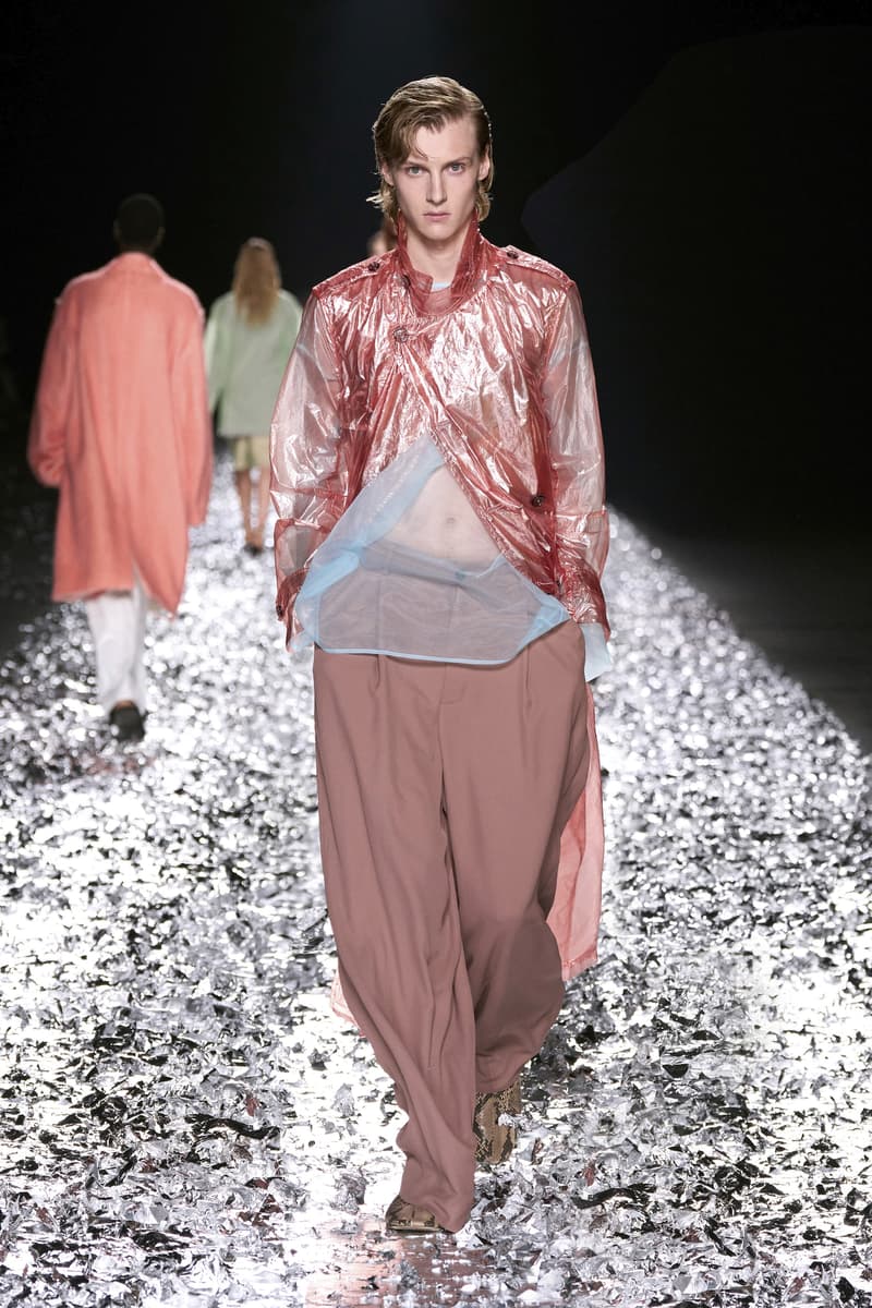Dries Van Noten 发布 2025 春夏男装系列
