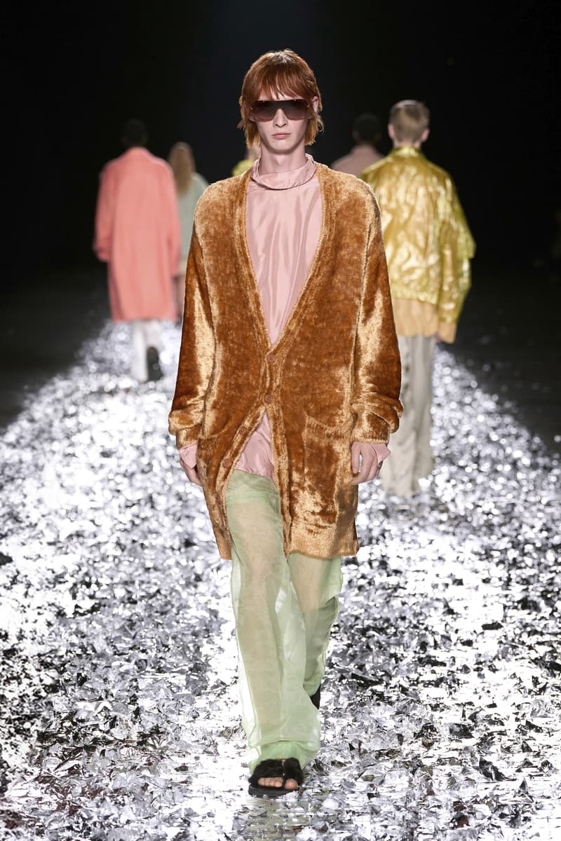Dries Van Noten 发布 2025 春夏男装系列