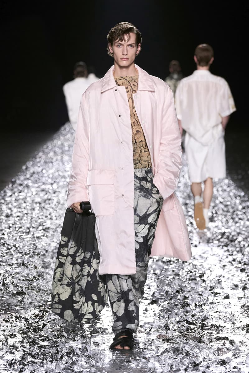 Dries Van Noten 发布 2025 春夏男装系列