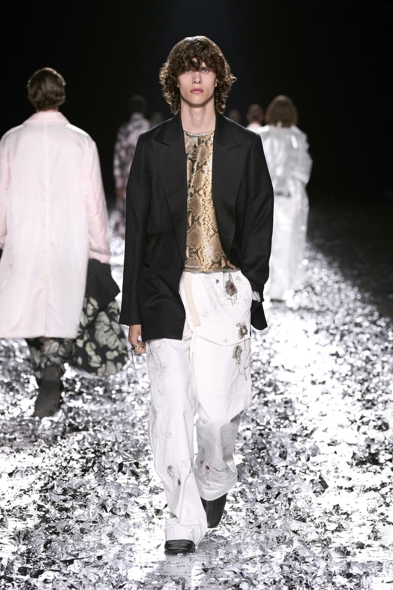 Dries Van Noten 发布 2025 春夏男装系列