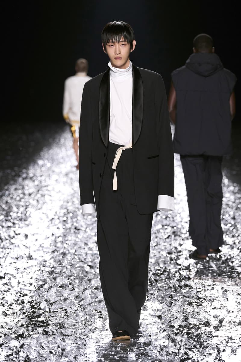 Dries Van Noten 发布 2025 春夏男装系列