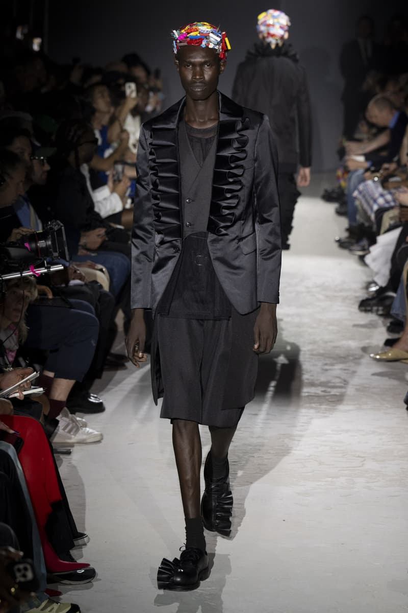 COMME des GARÇONS HOMME PLUS 2025 春夏系列大秀「The Hope of Light」登場