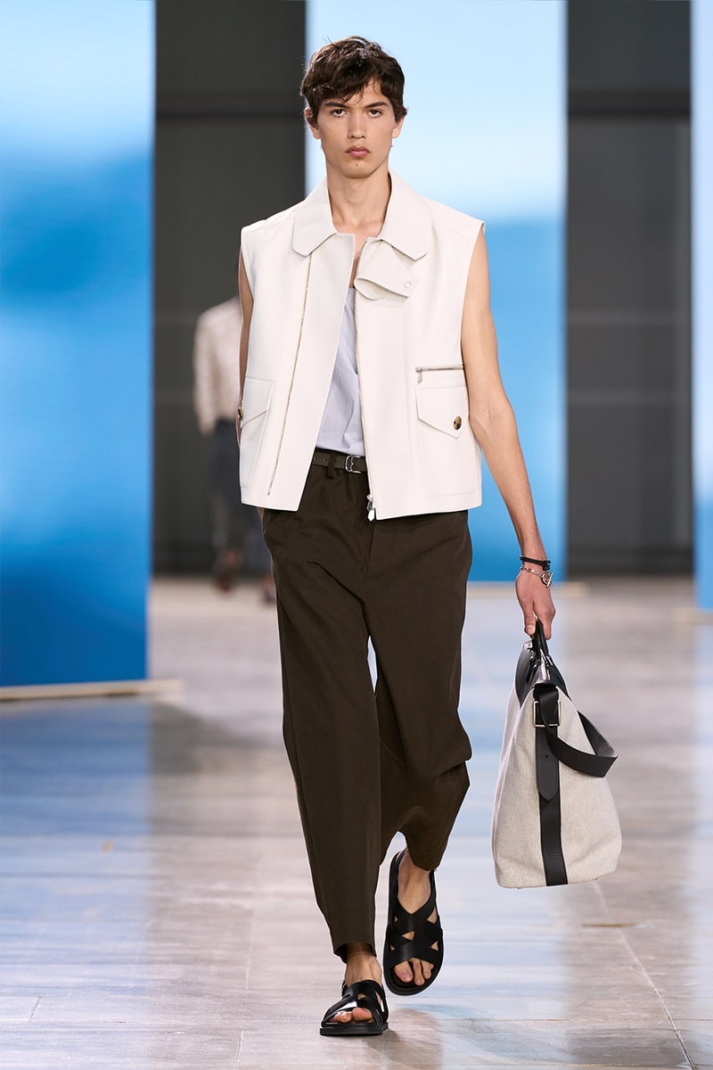 Hermès 發佈 2025 春夏系列大秀