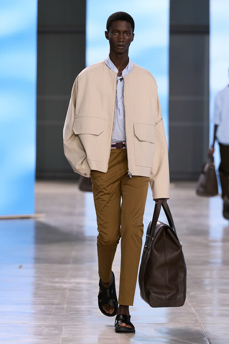 Hermès 發佈 2025 春夏系列大秀