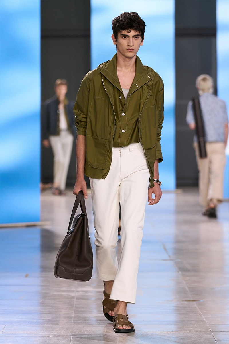 Hermès 發佈 2025 春夏系列大秀