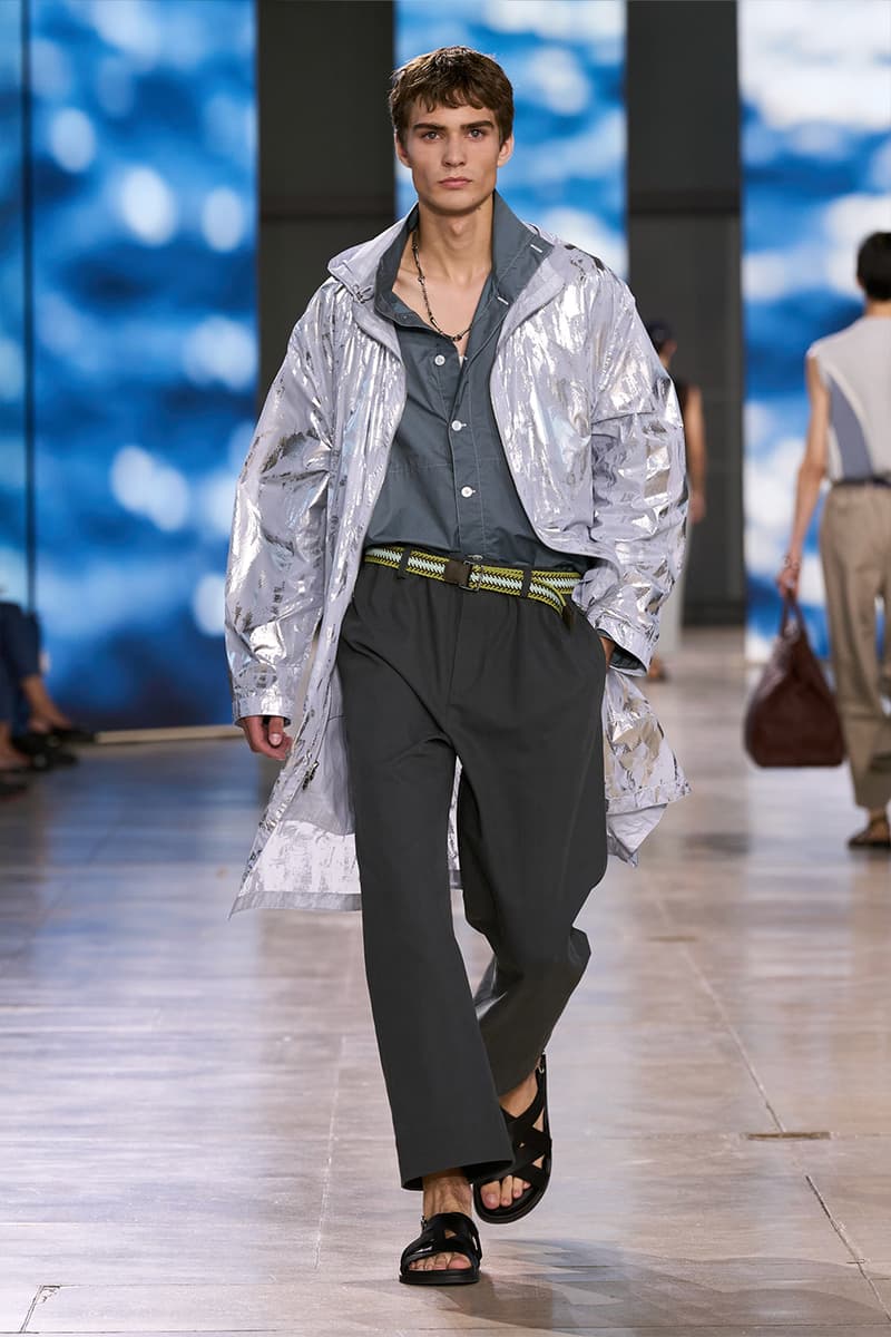 Hermès 發佈 2025 春夏系列大秀