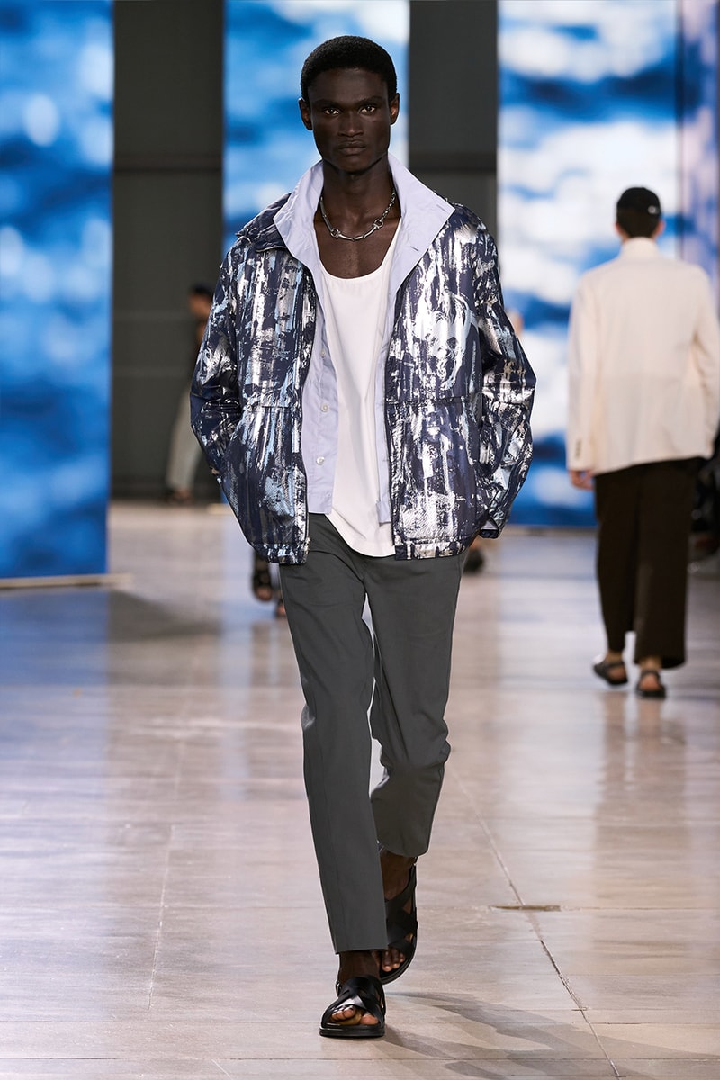 Hermès 發佈 2025 春夏系列大秀