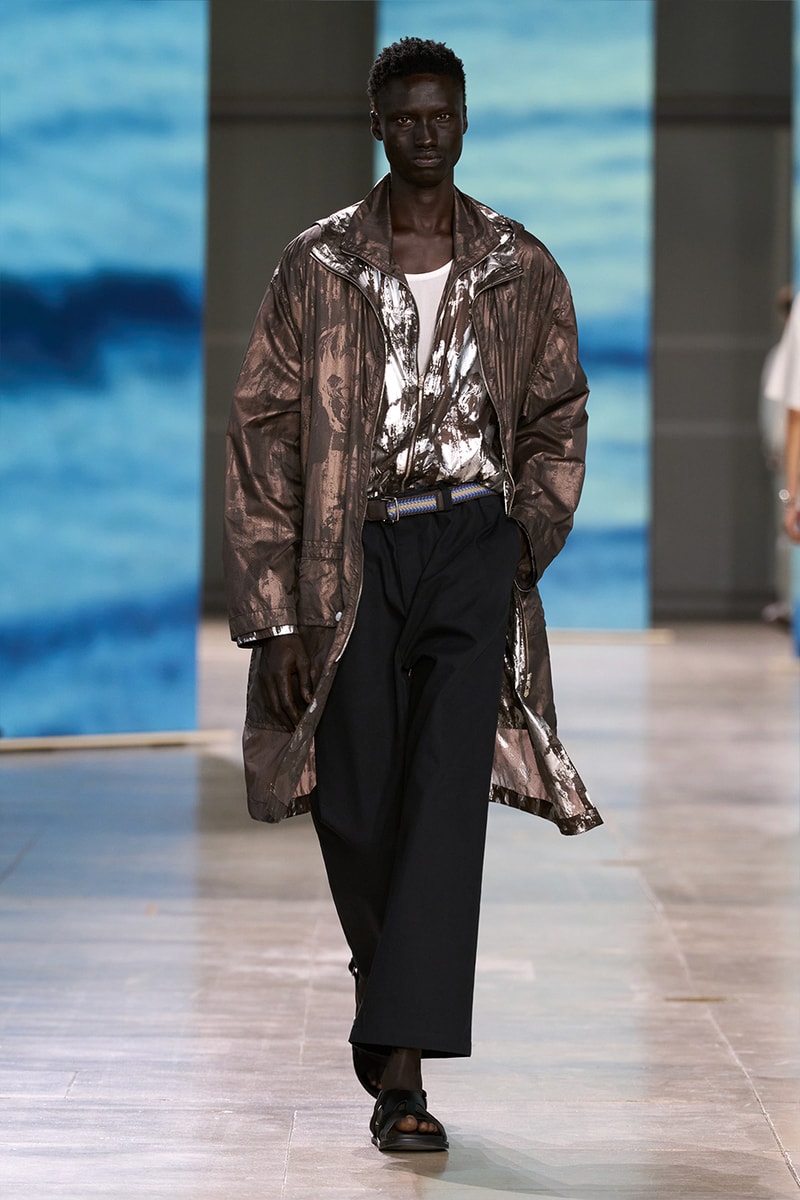 Hermès 發佈 2025 春夏系列大秀