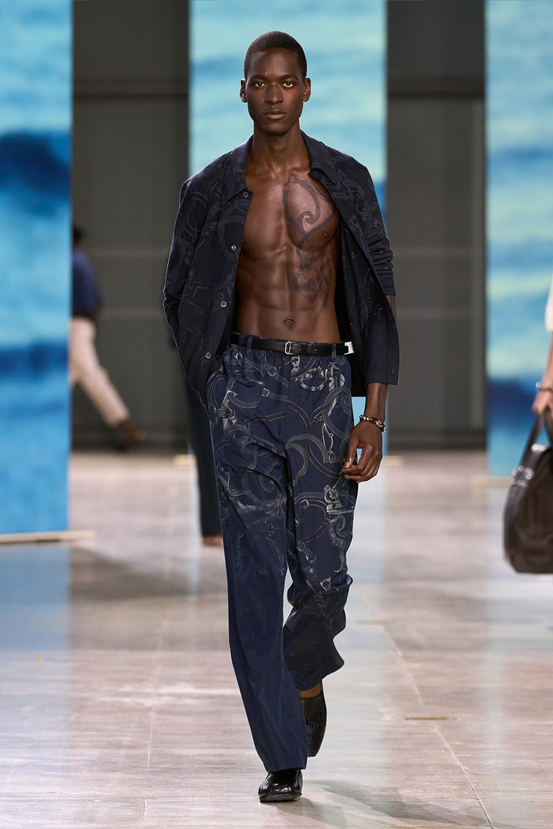 Hermès 發佈 2025 春夏系列大秀