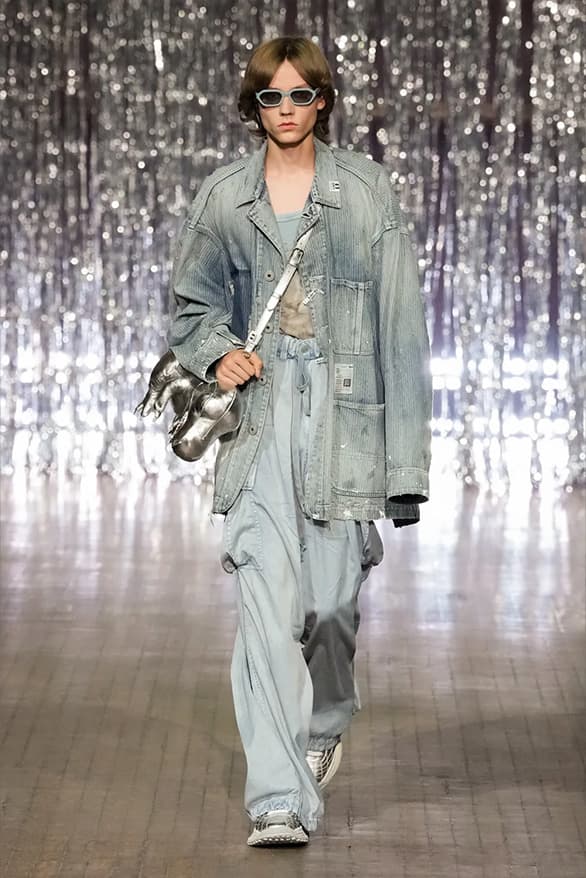 Maison MIHARA YASUHIRO 發佈 2025 春夏系列大秀