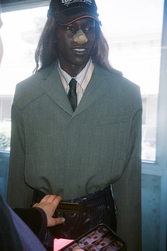 率先近賞 Martine Rose x Clarks Originals 2025 春夏全新联名鞋款