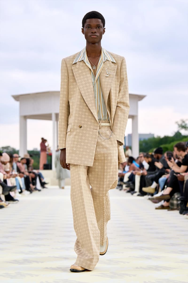 AMIRI 發佈 2025 春夏系列大秀