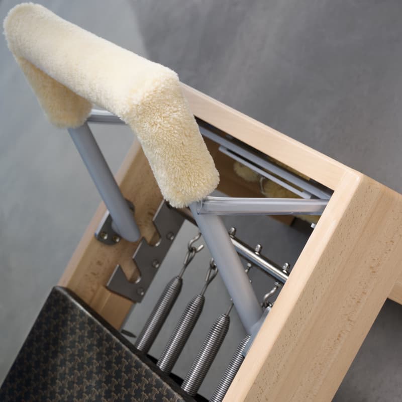 CELINE 推出全新普拉提系列