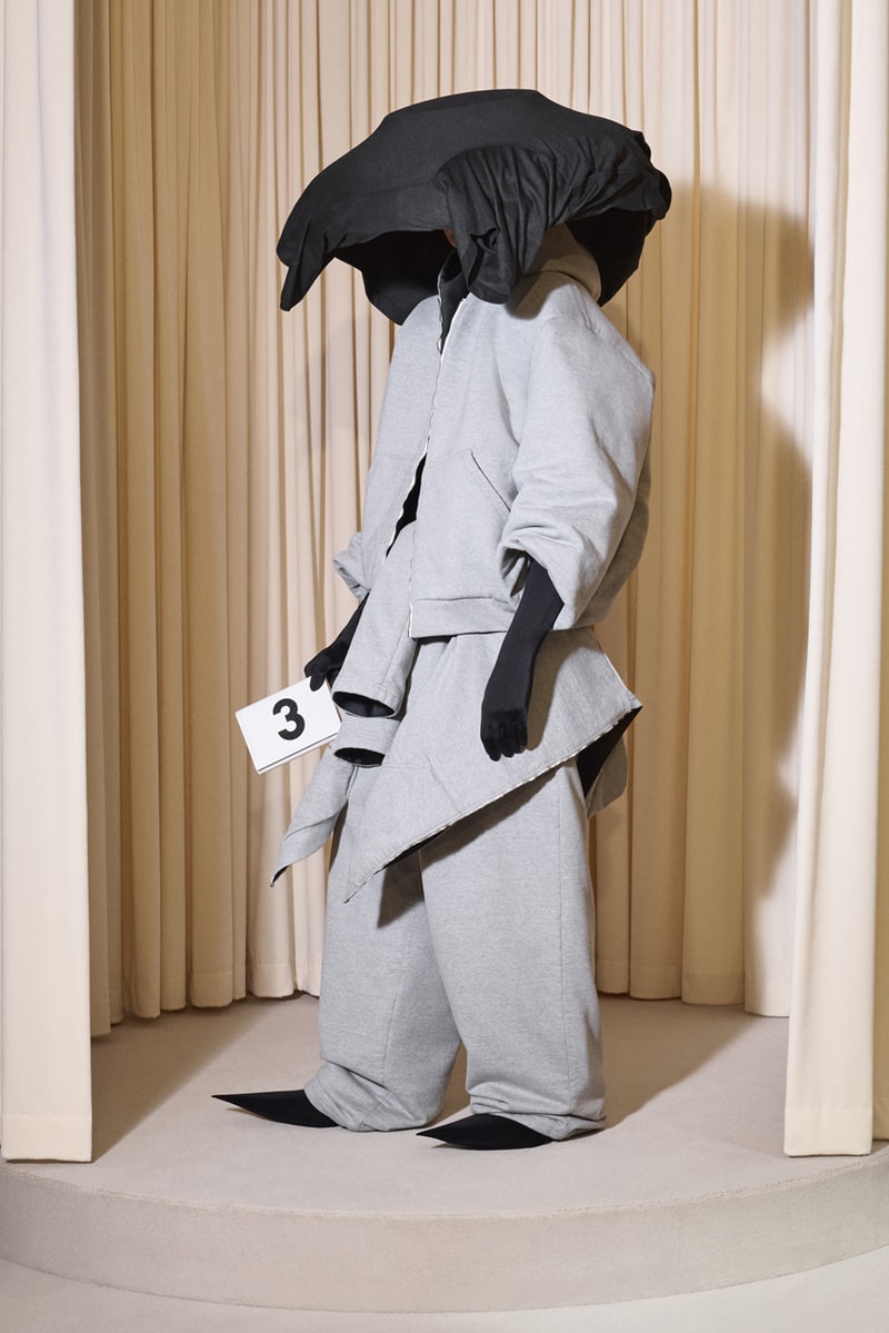 Balenciaga 發佈第 53 季高級訂製時裝大秀