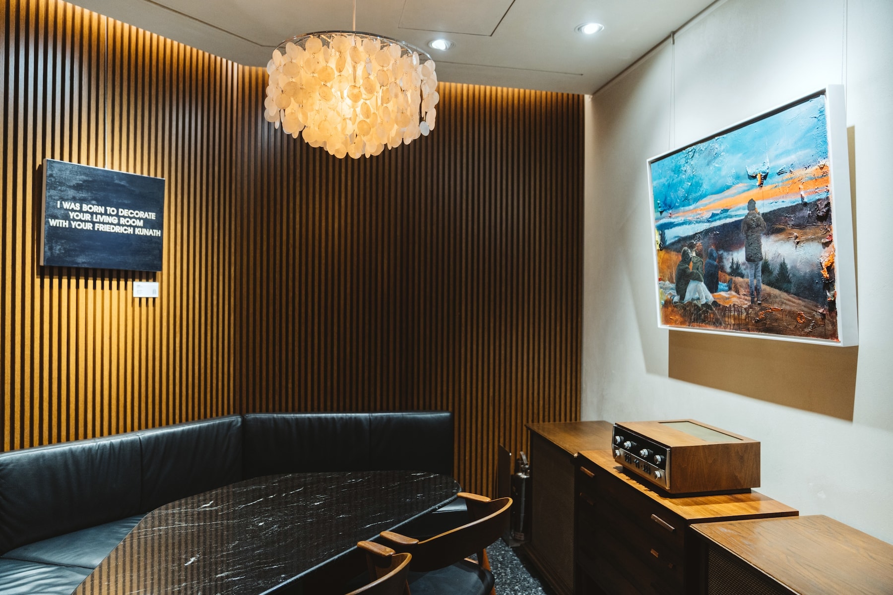 Collectors:专一收藏韩国艺术家作品的米其林推荐餐厅 OPNNG 创始人沈俊燮分享个人收藏心得