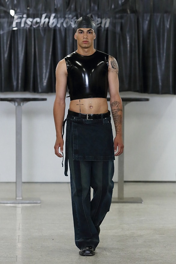 RICHERT BEIL 發佈 2025 春夏系列大秀