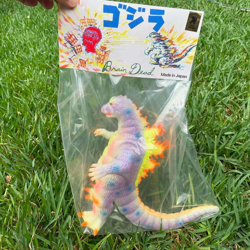 Brain Dead 攜手東寶 Godzilla 打造最新夜光軟膠模型