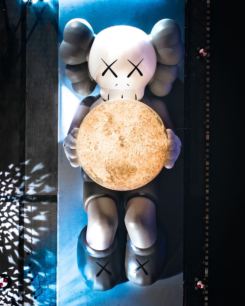 KAWS 与 AllRightsReserved 呈献《KAWS:HOLIDAY》上海站