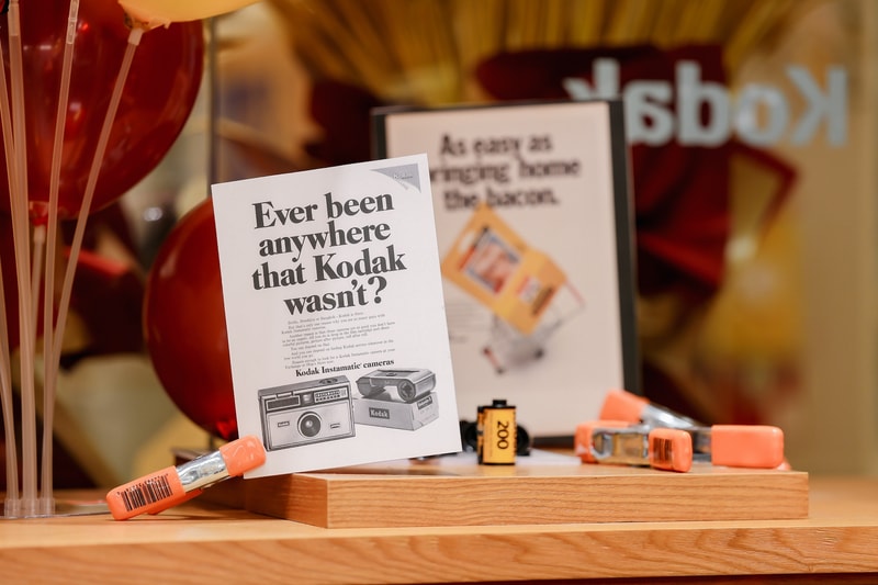 走进 KODAK 服饰上海环球港店