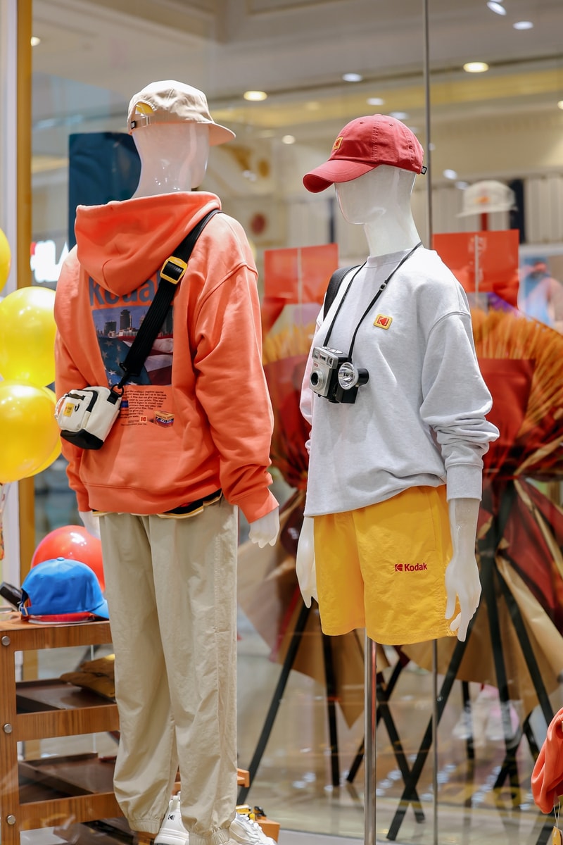 走进 KODAK 服饰上海环球港店