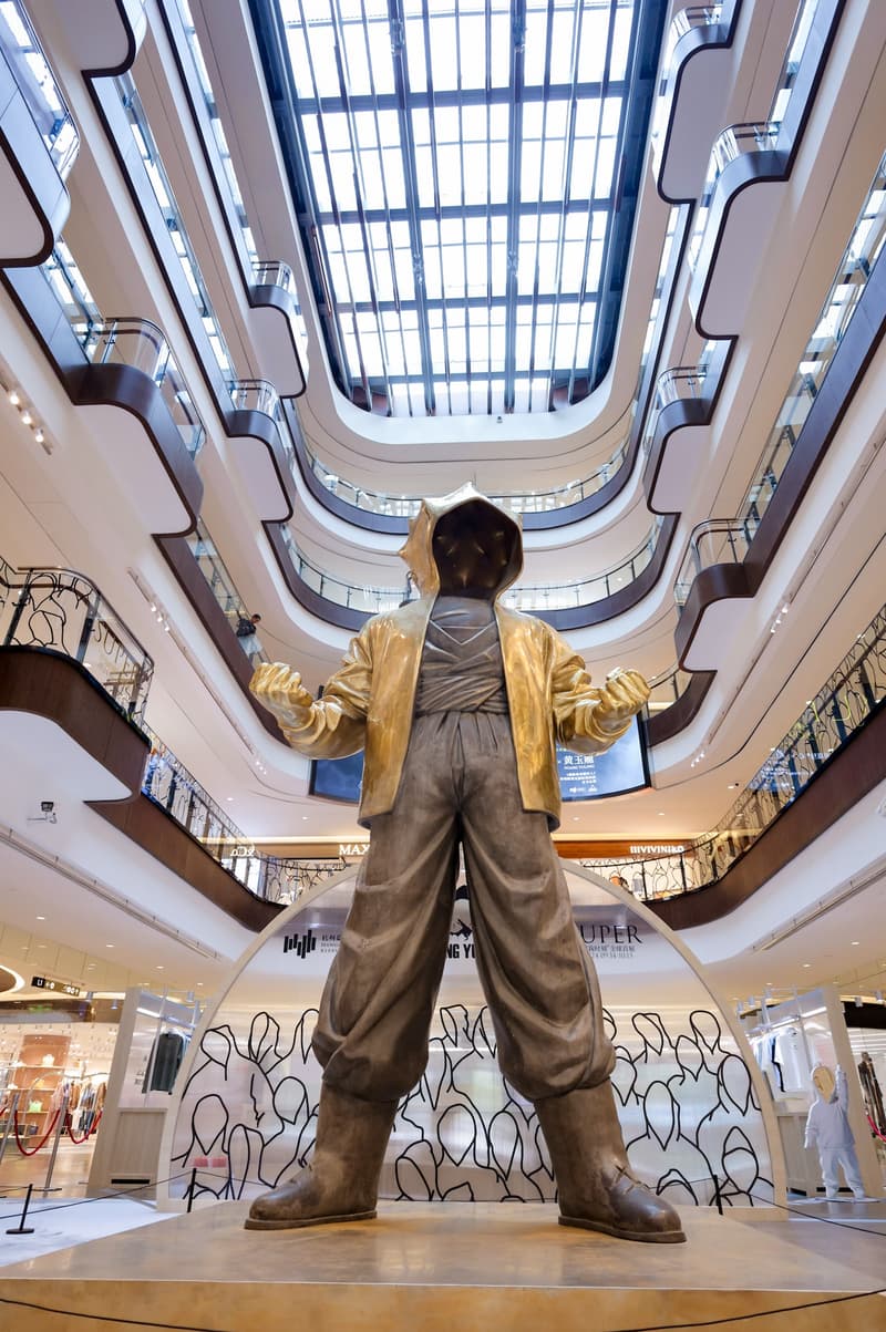 走进艺术家黄玉龙「SUPER 超我时刻」全球首展