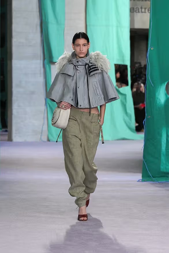 夏日探險！Daniel Lee 執掌 Burberry 2025 夏季系列大秀登場