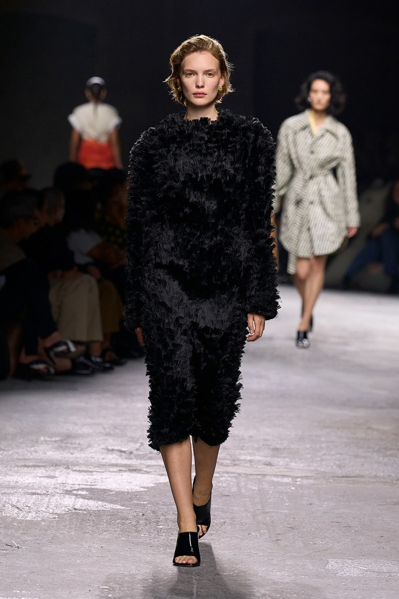 Bottega Veneta 2025 春夏系列大秀登场