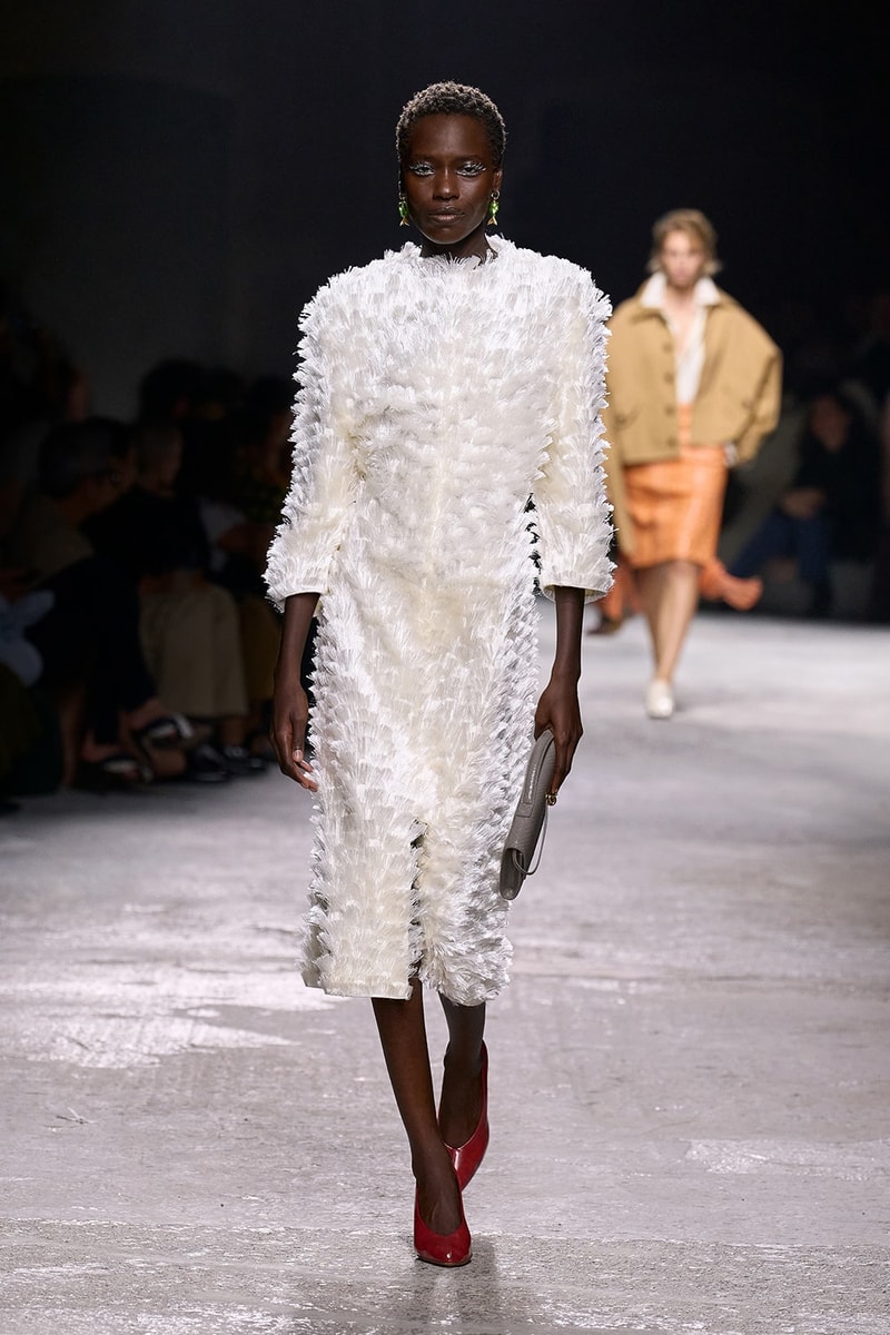 Bottega Veneta 2025 春夏系列大秀登场