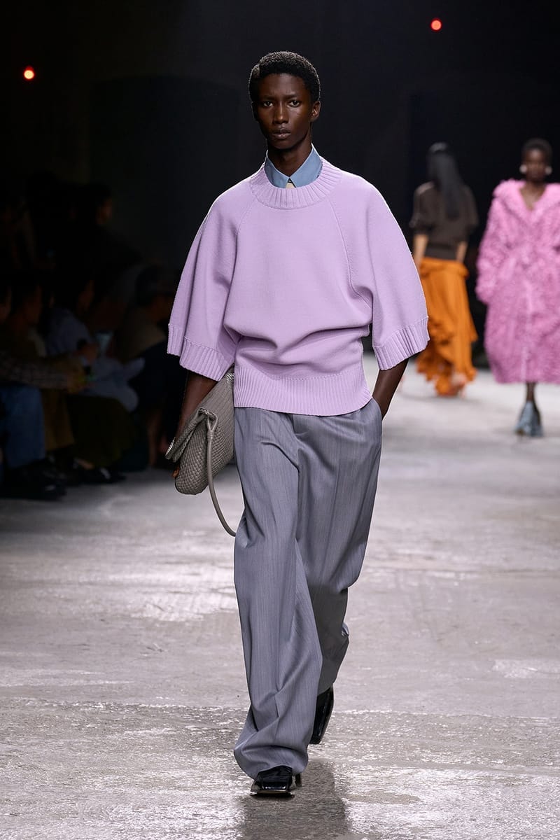 Bottega Veneta 2025 春夏系列大秀登场