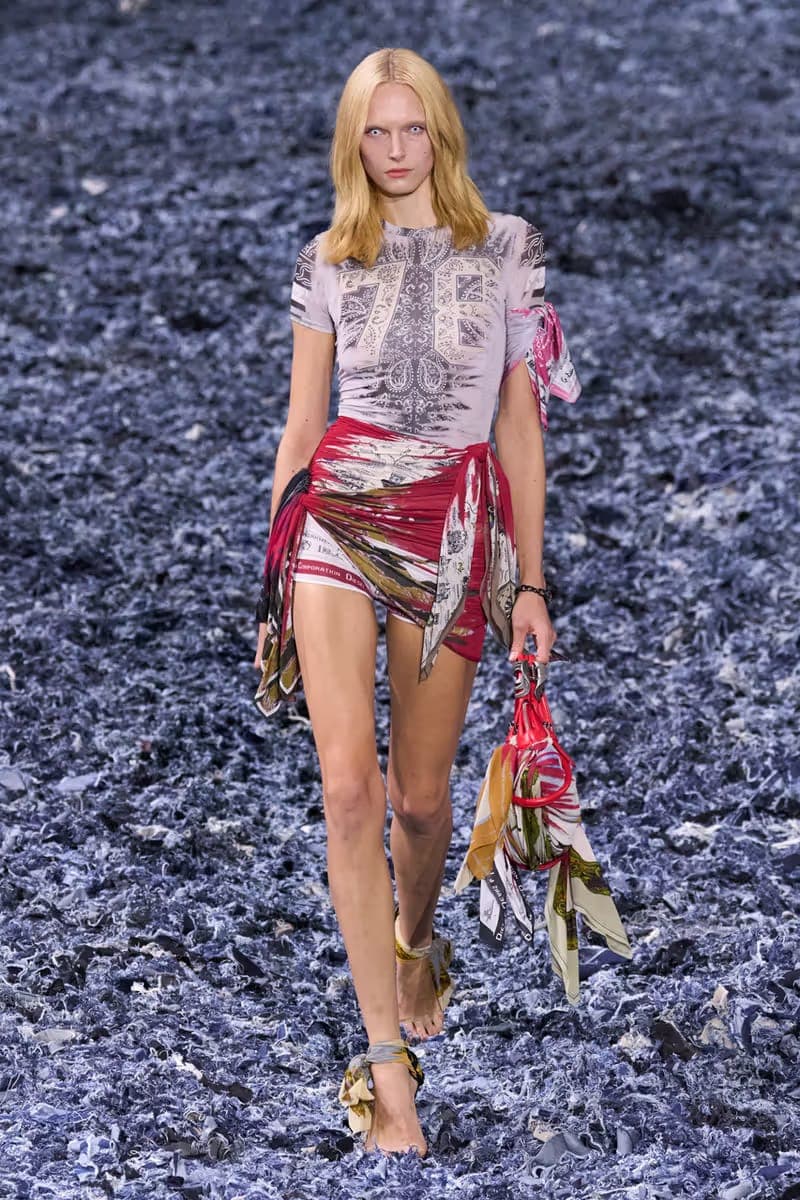 Glenn Martens 执掌 Diesel 2025 春夏系列大秀登场