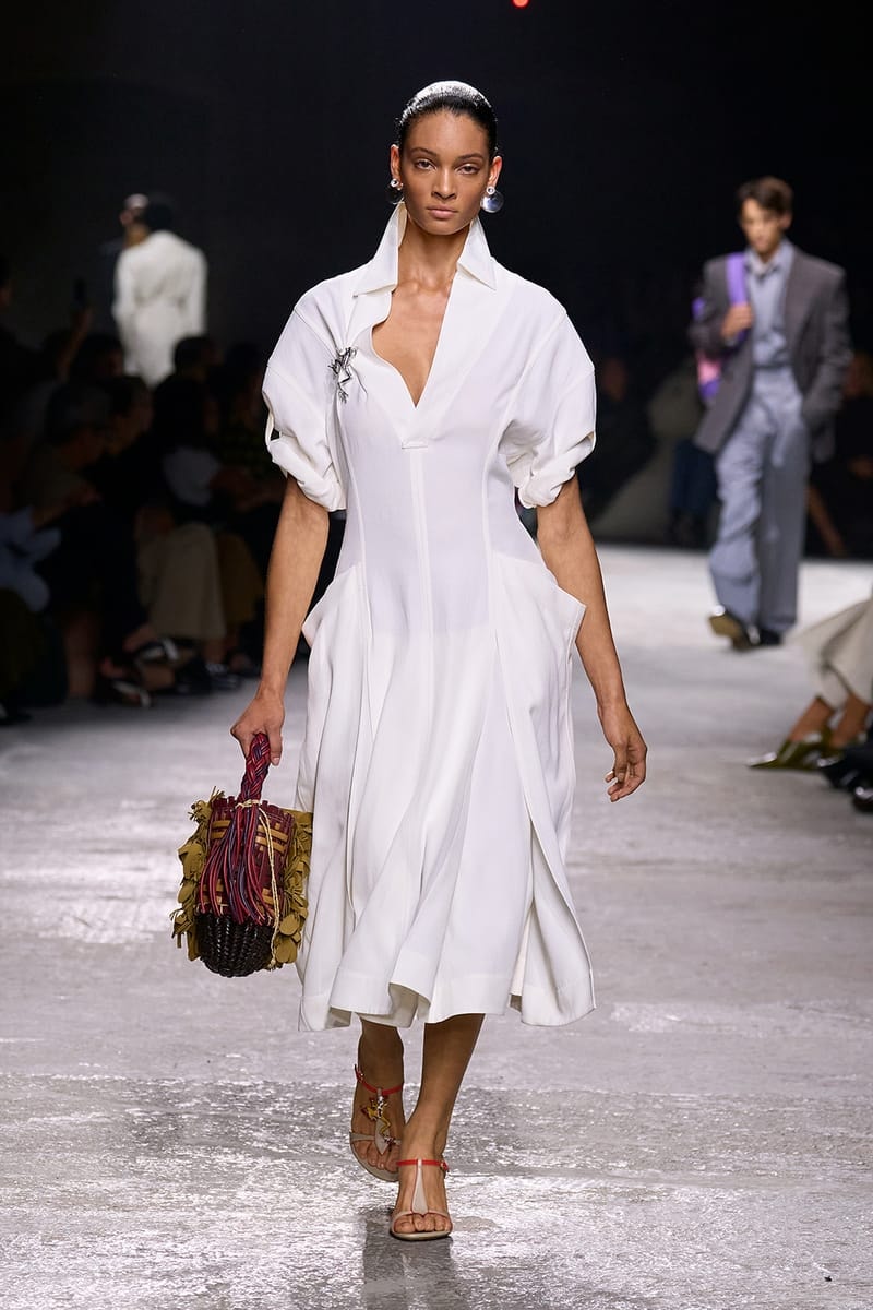 Bottega Veneta 2025 春夏系列大秀登场