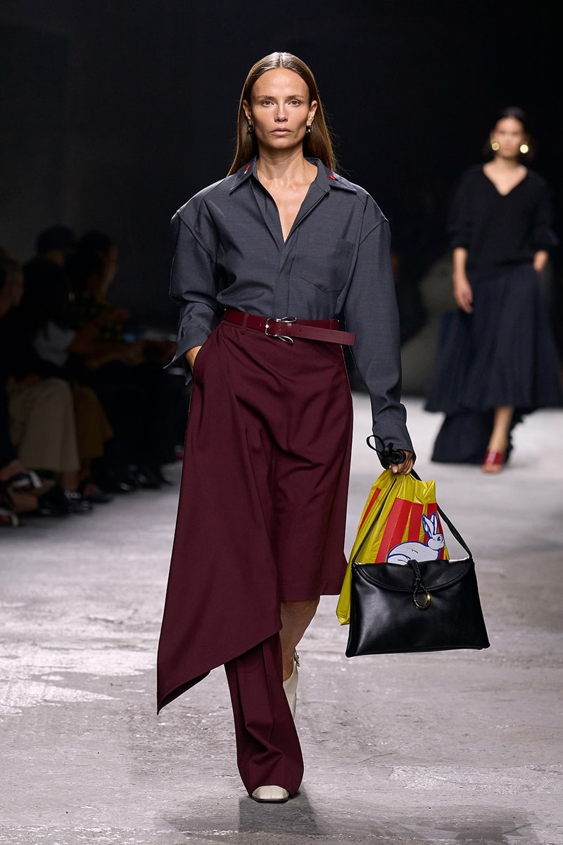 Bottega Veneta 2025 春夏系列大秀登场