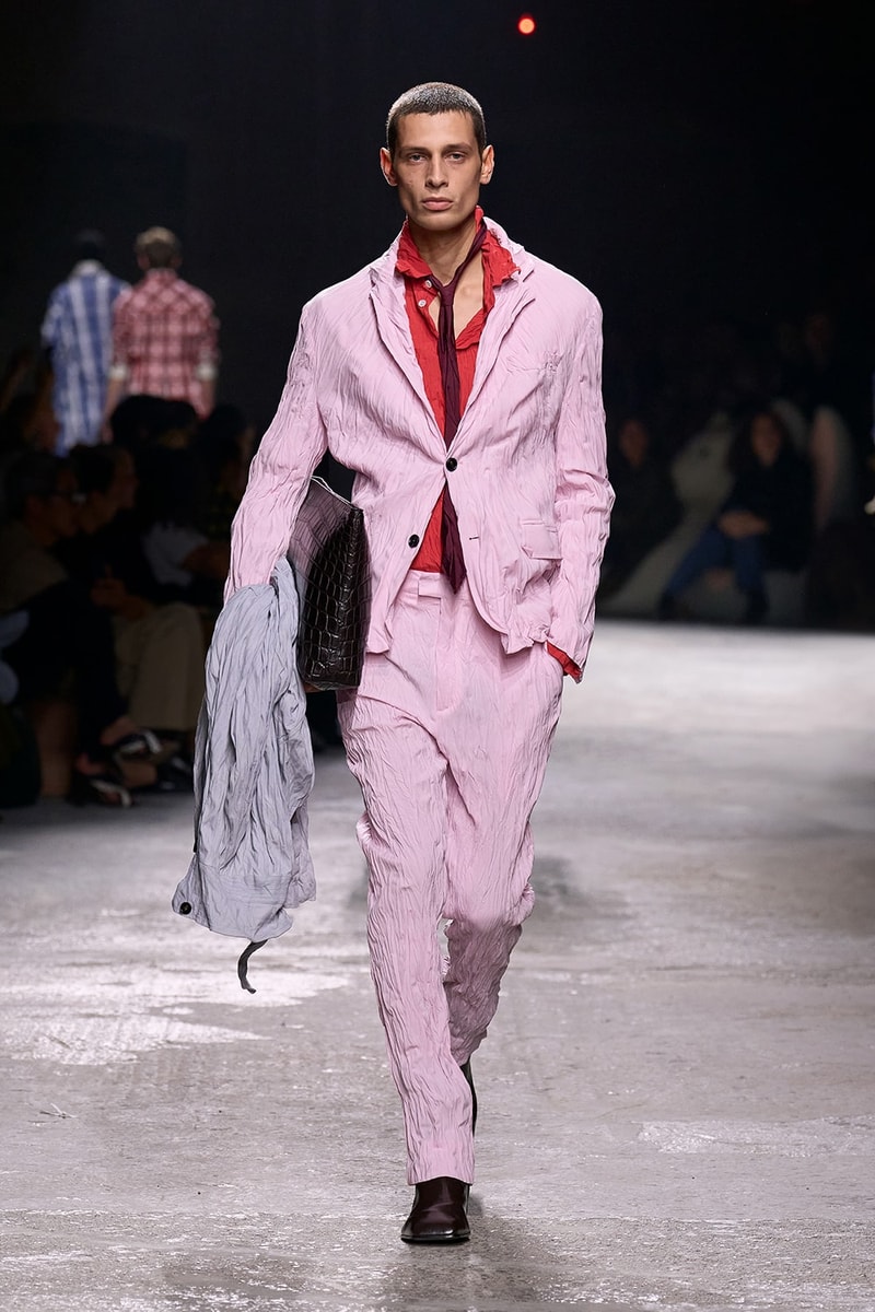 Bottega Veneta 2025 春夏系列大秀登场