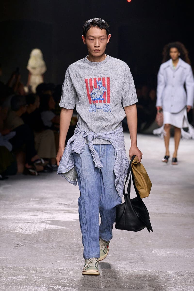 Bottega Veneta 2025 春夏系列大秀登场