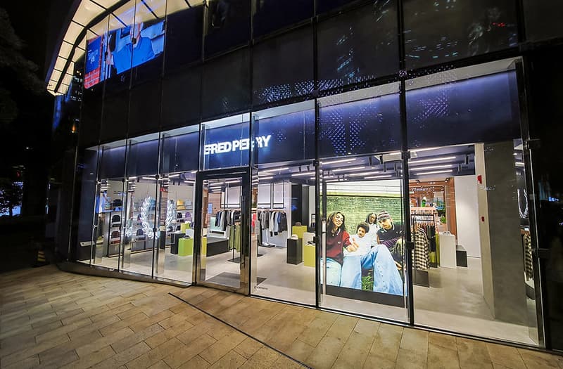走进 FRED PERRY 上海新天地广场新店 
