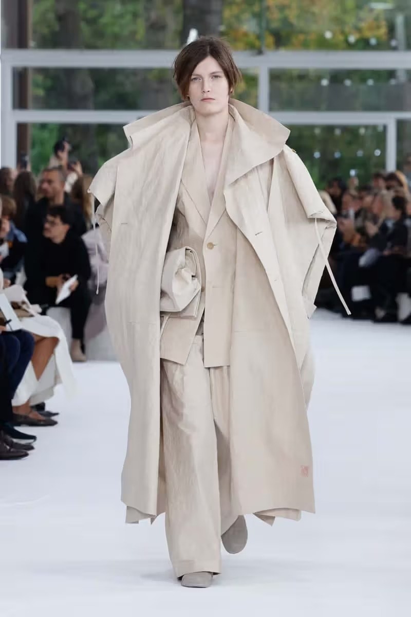 ISSEY MIYAKE 發佈 2025 全新春夏系列大秀